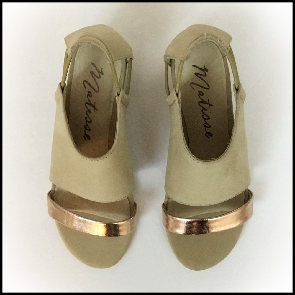 Matisse 'Port' Tan Suede Sandals - Picture 6 of 10